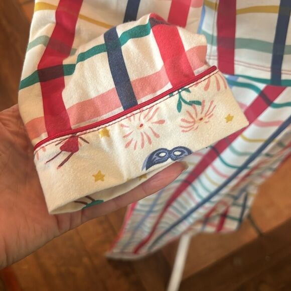 Finding Foxtail Plaid/Floral/Fairy Print Pajama Set, size M - Picture 5 of 14